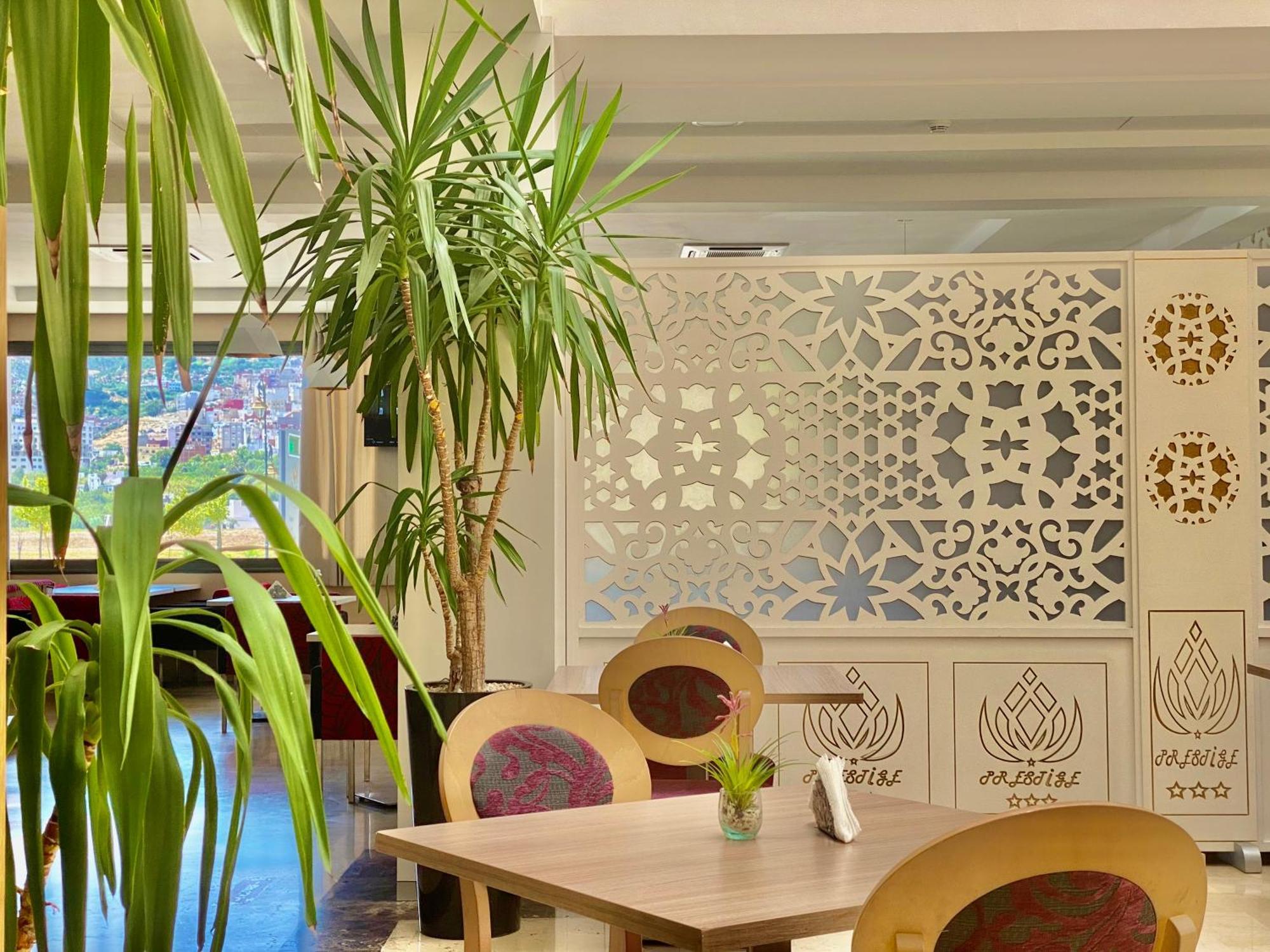 Prestige Hotel & Spa Tetouan Bagian luar foto